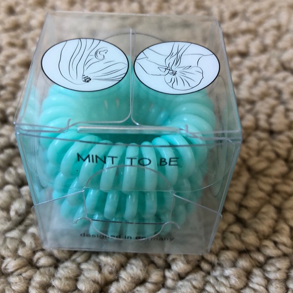 Blue ring hair ties - Picture 3 of 5